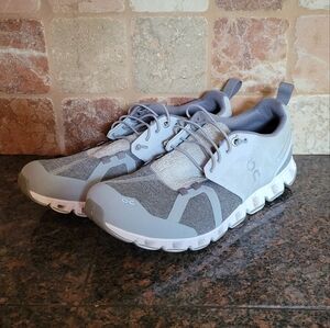 ON RUNNING Slip On Sneakers Womens 10